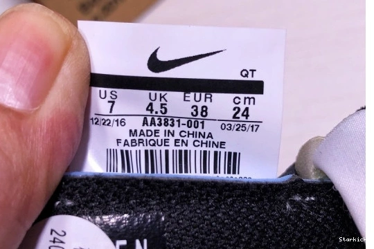  AA3831-001 VaporMax O-W Air 0318